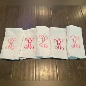 Burp Cloth Bundle (5 with R monogram in light and dark pink)